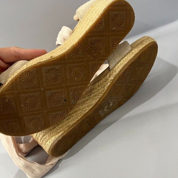 UGG Trina Jute Suede Wedge Tan Espadrille Ankle Ribbon Tie Sandals Size 6.5 - Picture 8 of 13